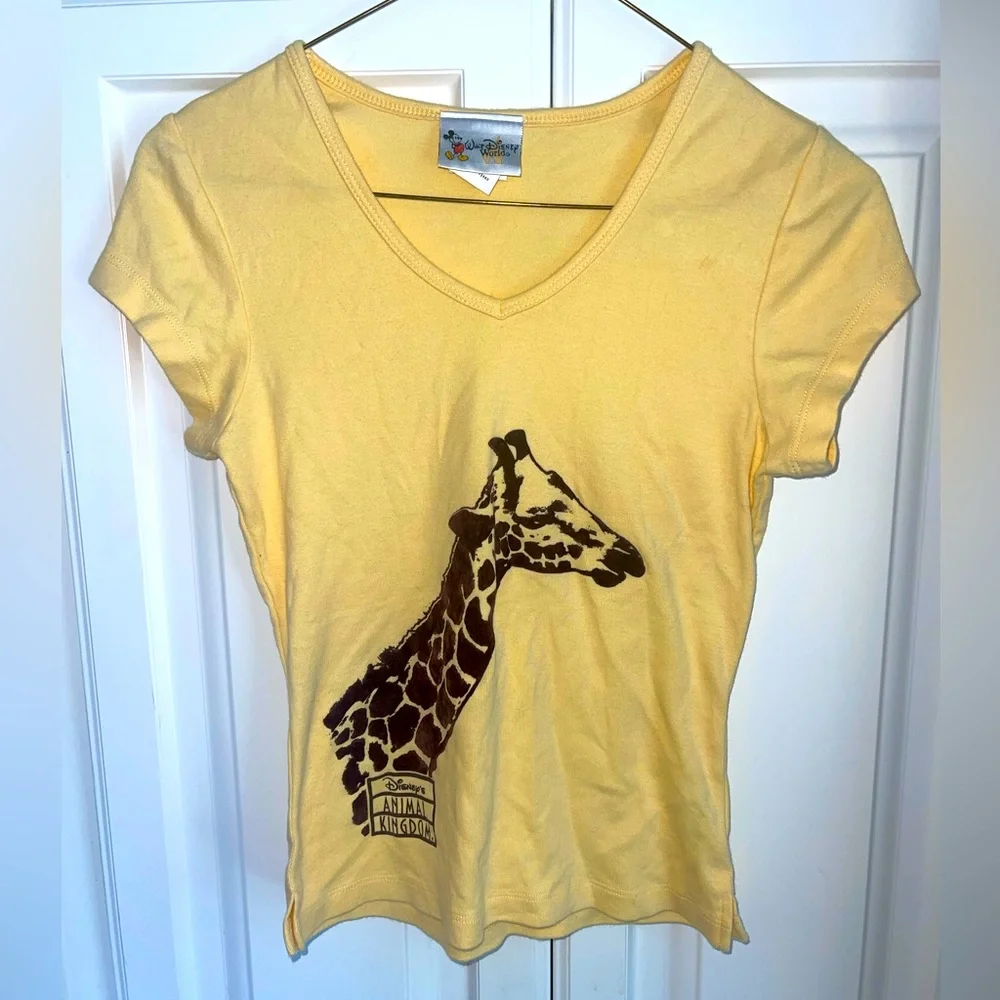 Walt Disney World‎ Animal Kingdom Giraffe Girls Yellow Shirt sz M
